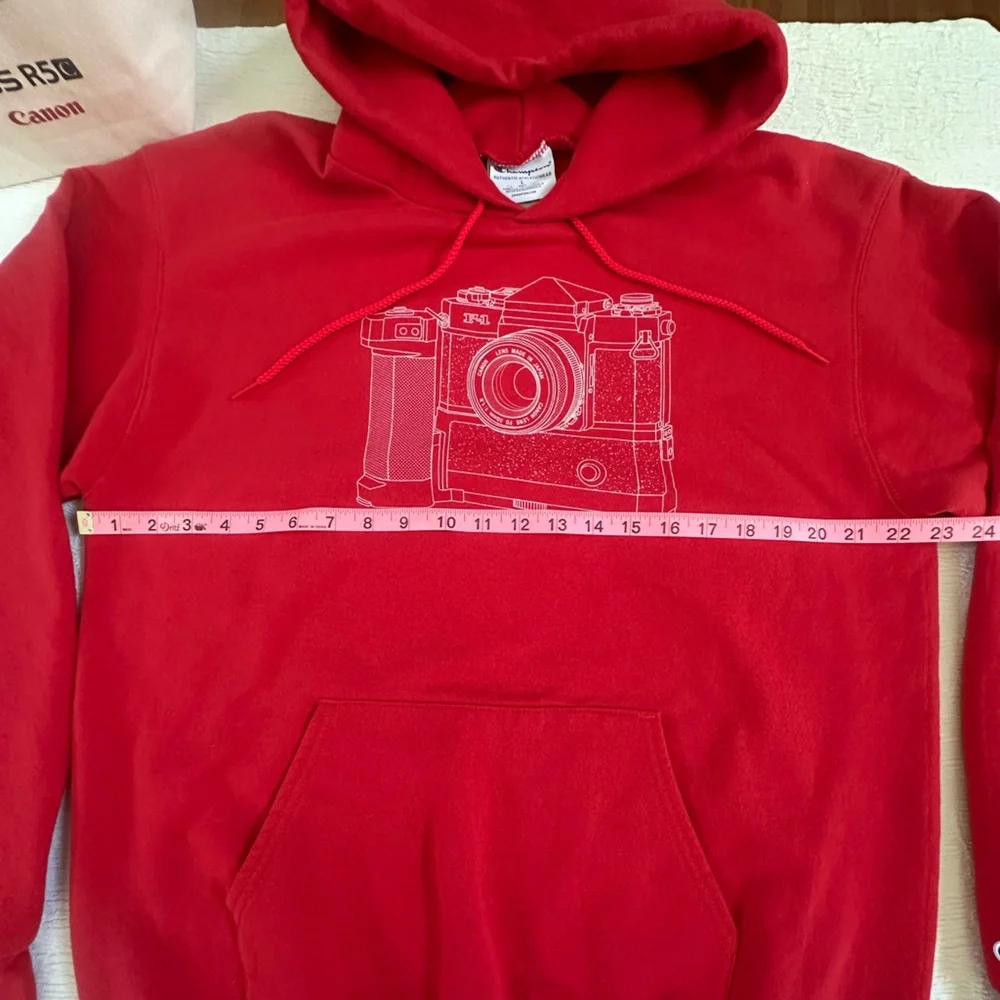 Red Champion graphic hoodie with camera design and Canon Camera print tote. - Picture 4 of 10
